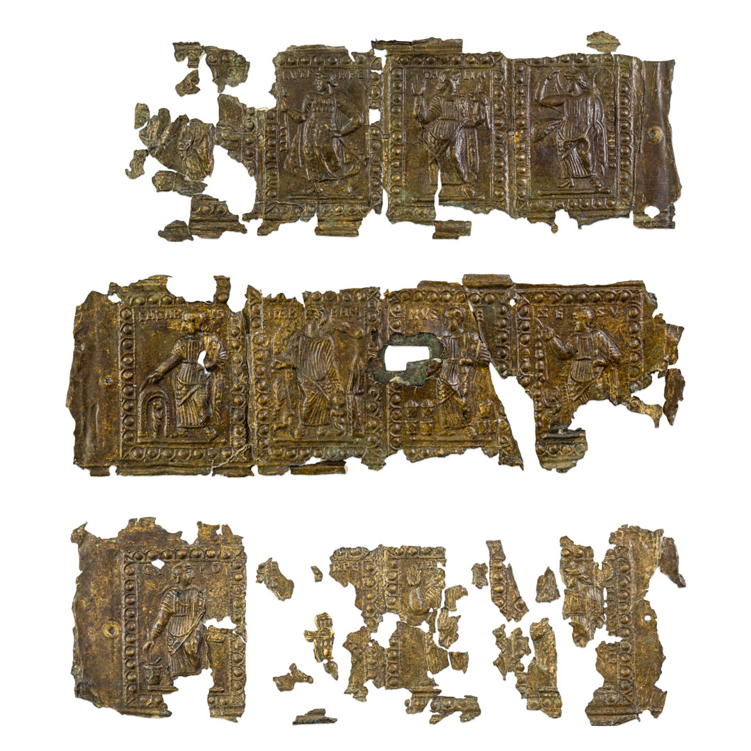 Funde aus Traismauer: Spätantike Kästchenbeschläge mit klassisch-antiken und frühchristlichen Szenen