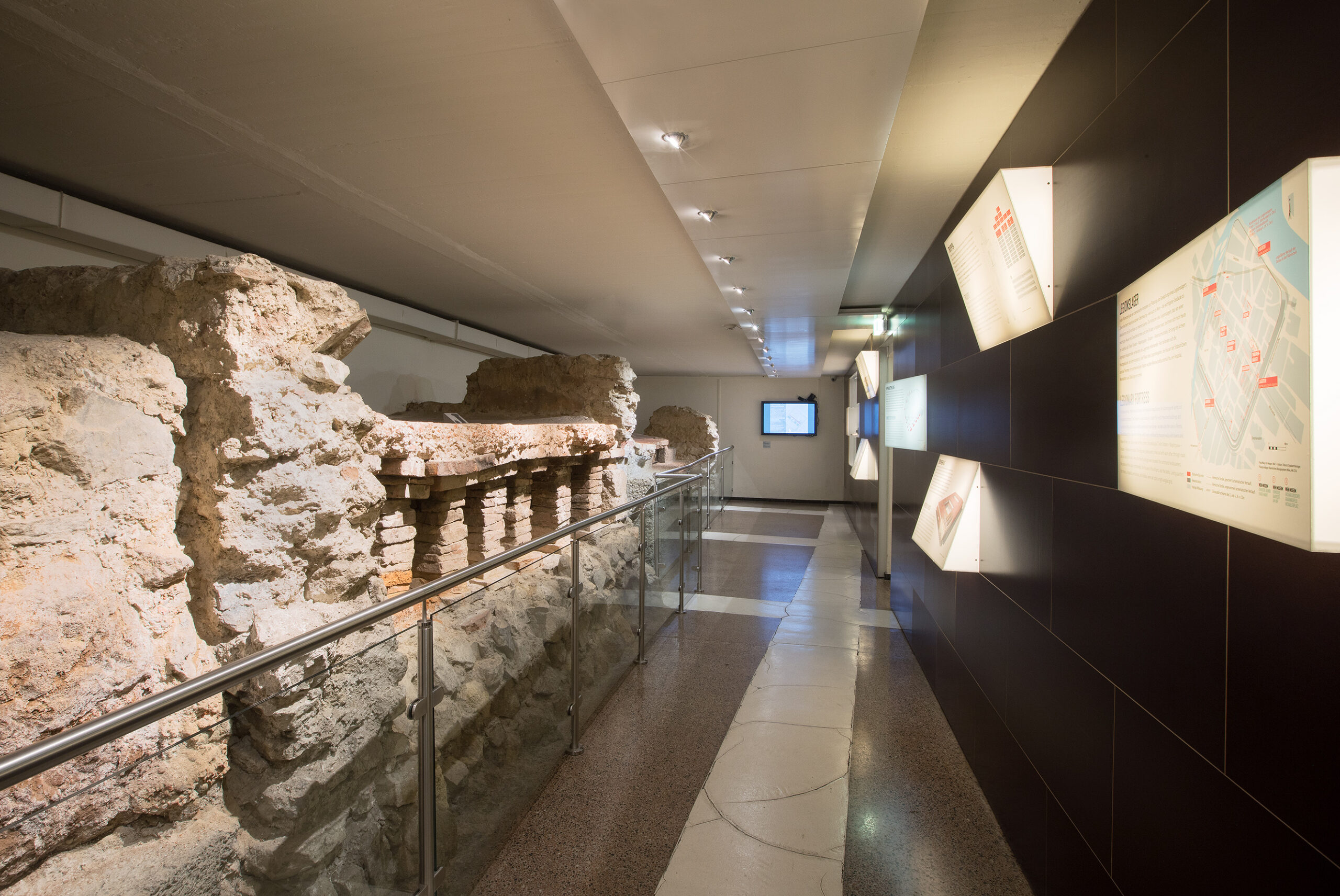 Ansicht des Ausstellungsbereichs im Römermuseum Wien