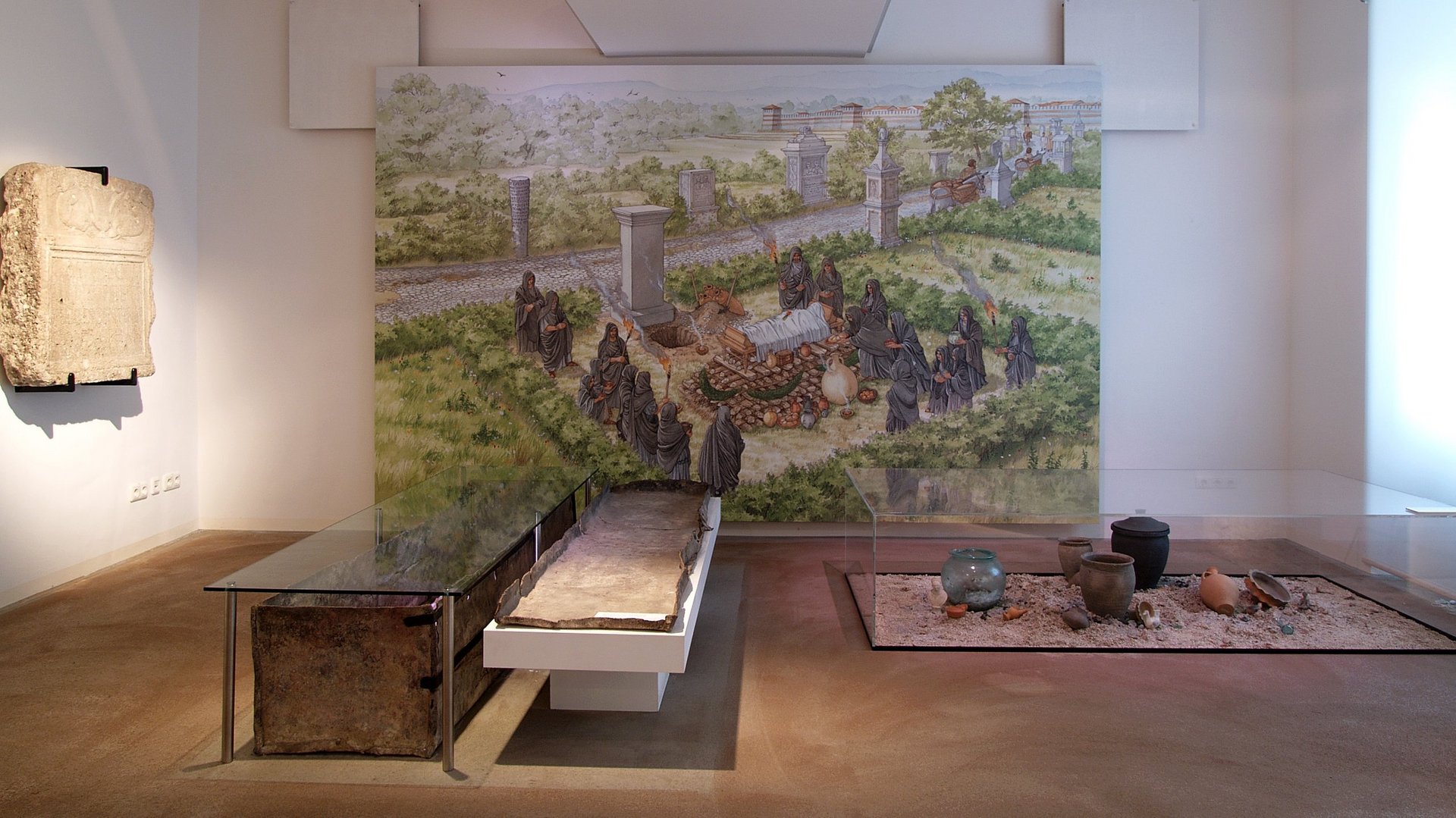 Rekonstruktion eines römischen Gräberfeldes in der Ausstellung im Stadtmuseum Wels - Minoriten